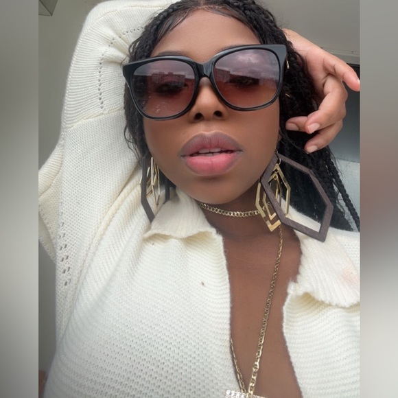 💯 Authentic - GUCCI GG0800SA 002  square Gucci sunglass black with red gradient - Picture 4 of 16